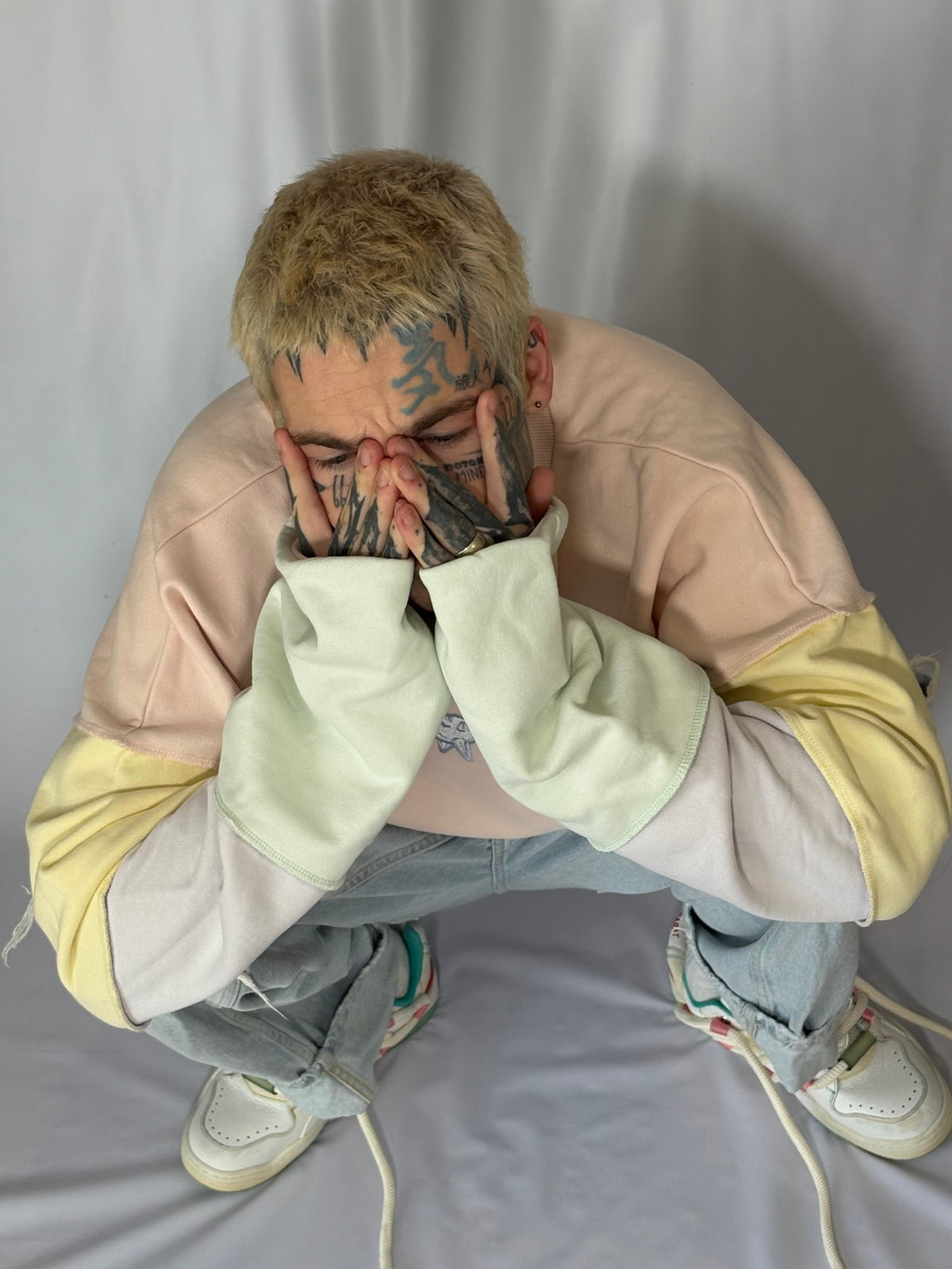 b4by-sweater