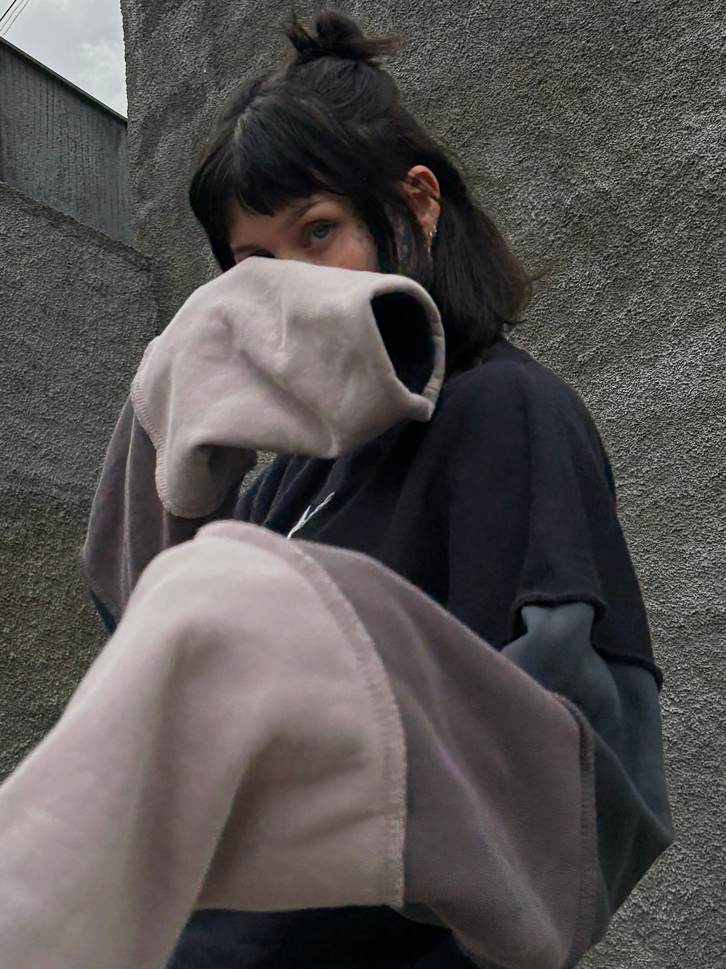 b4bysweater dark